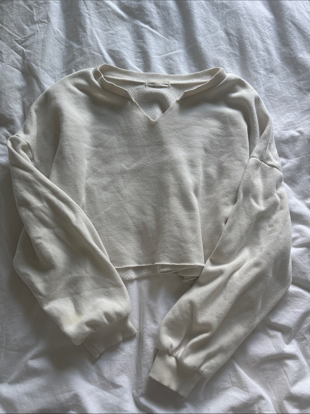 Women’s Gilded Intent Cream Cropped Crewneck Size Medium
